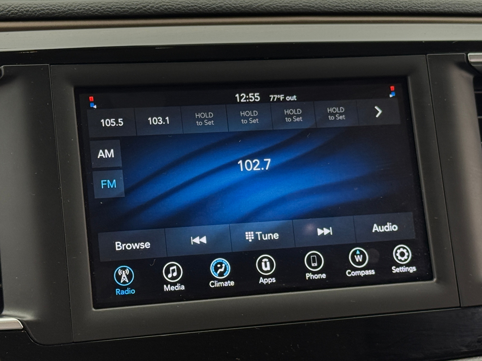 Thumbnail: 2019 Chrysler Pacifica - 4