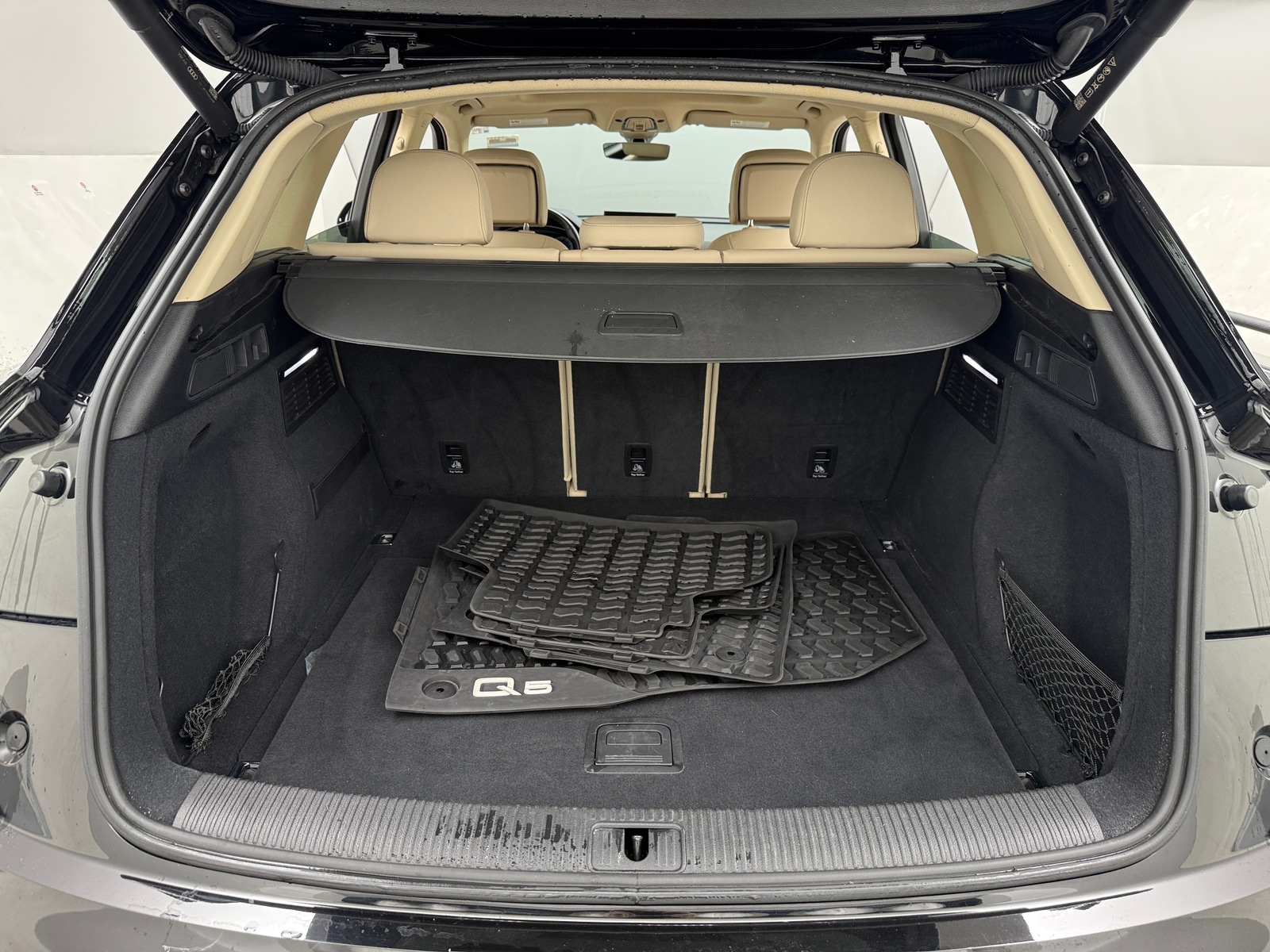 Thumbnail: 2023 Audi Q5 - 6