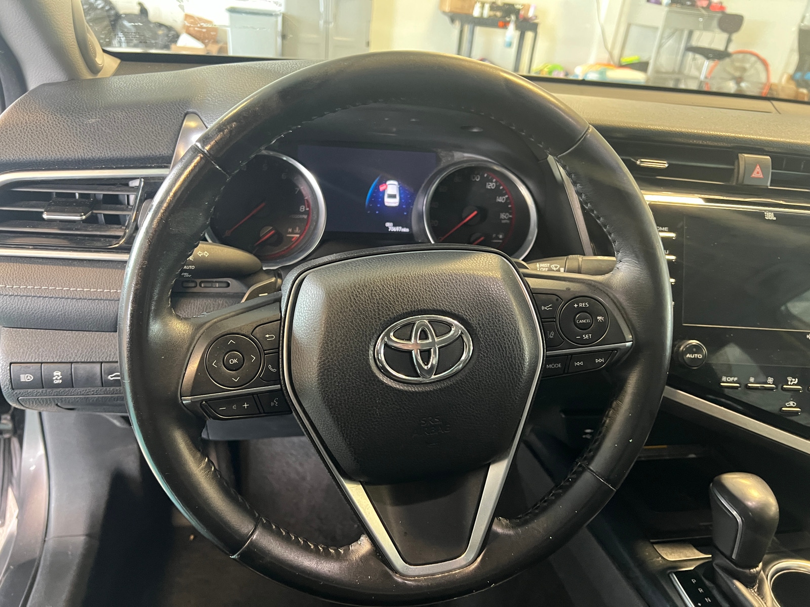Thumbnail: 2018 Toyota Camry - 4