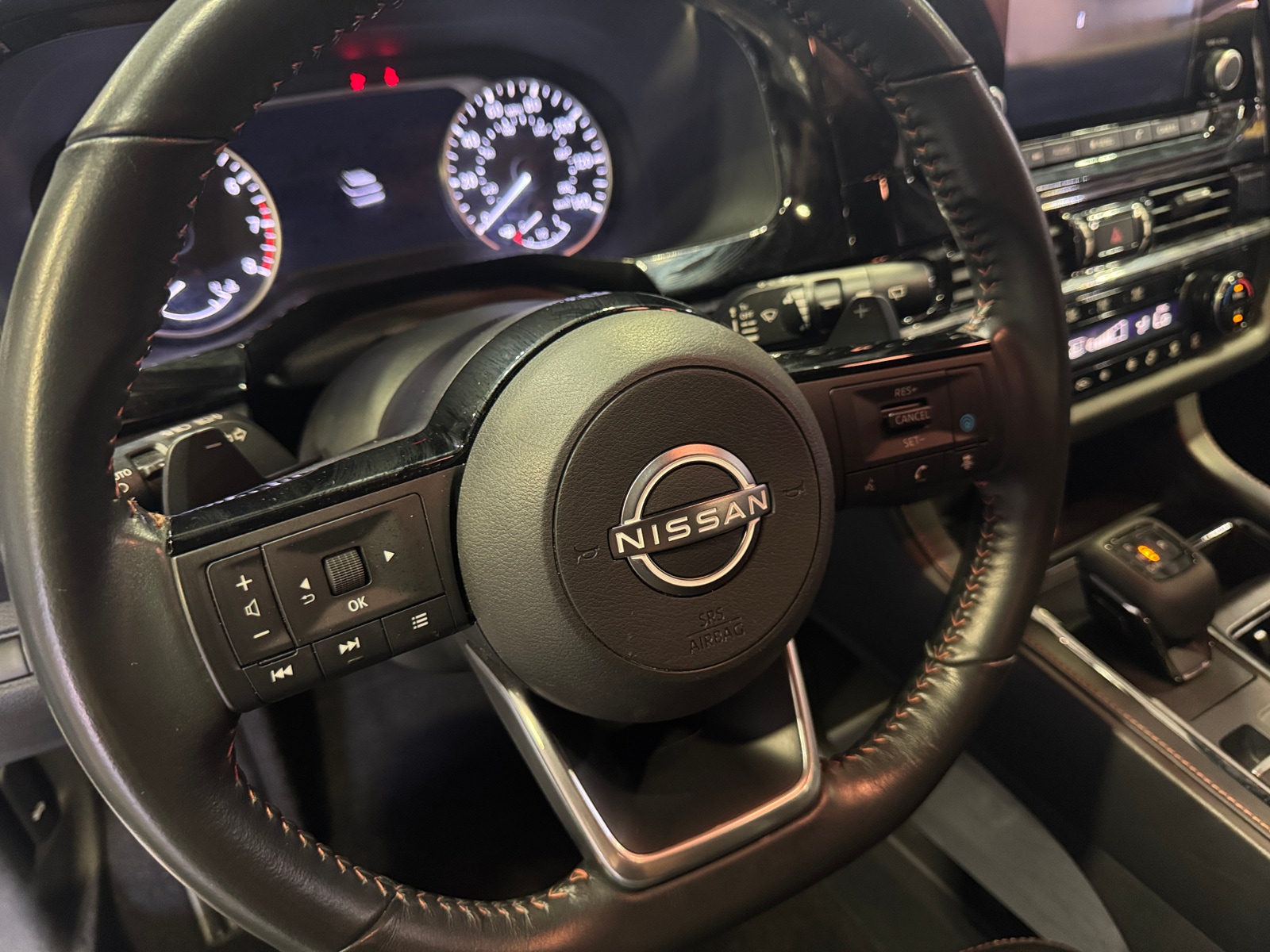 Thumbnail: 2023 Nissan Pathfinder - 4