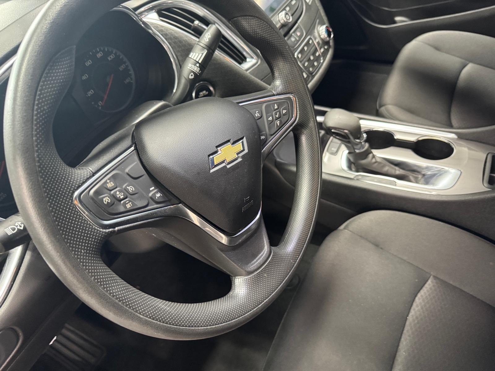 Thumbnail: 2021 Chevrolet Malibu - 5