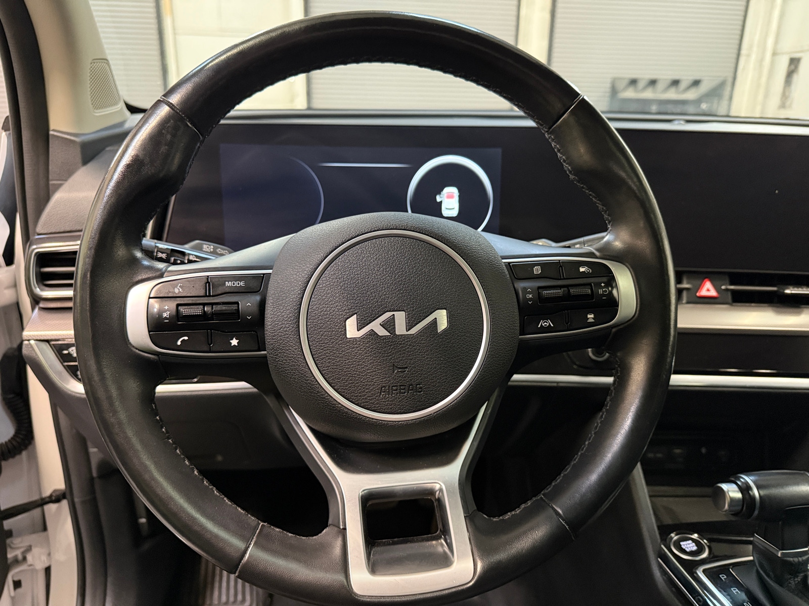Thumbnail: 2023 Kia Sportage - 4