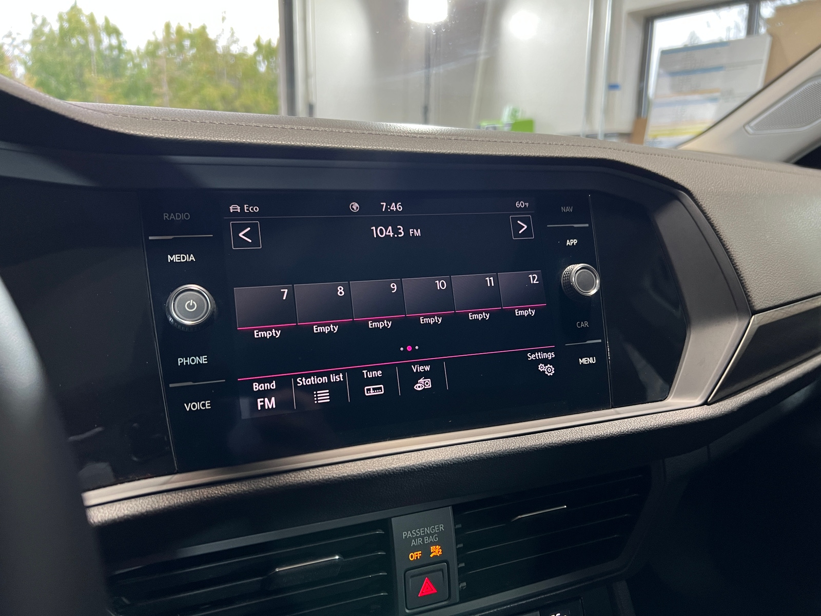 Thumbnail: 2020 Volkswagen Jetta - 3