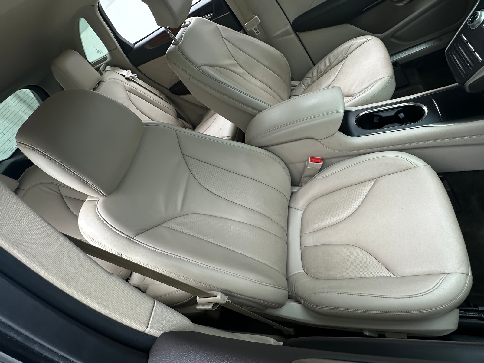 Thumbnail: 2018 Lincoln MKC - 2