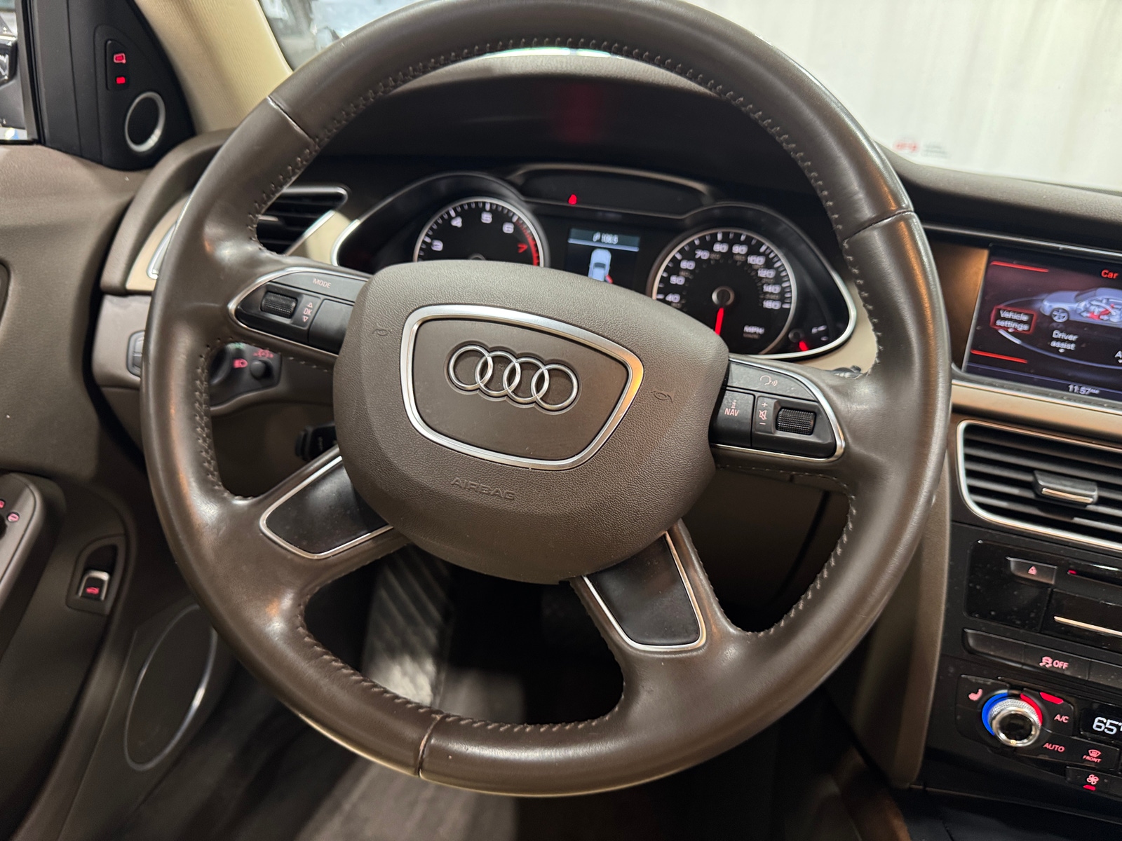 Thumbnail: 2014 Audi A4 - 4