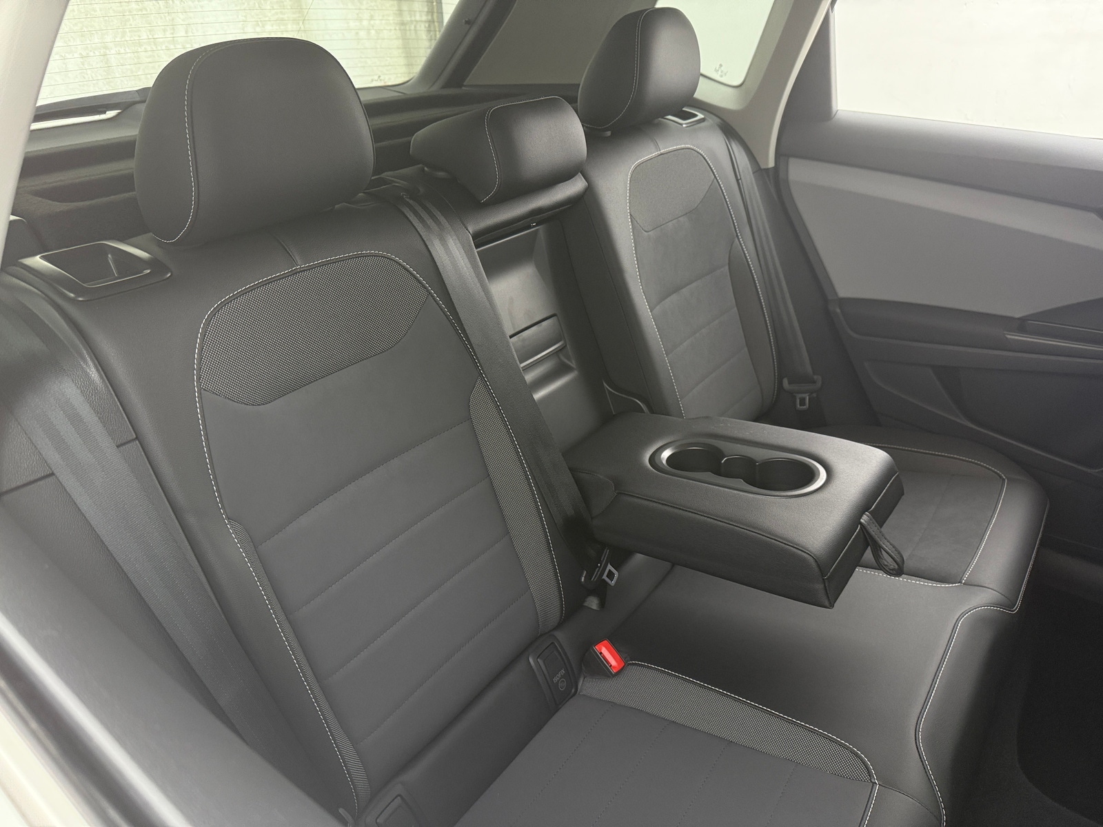 Thumbnail: 2023 Volkswagen Taos - 6