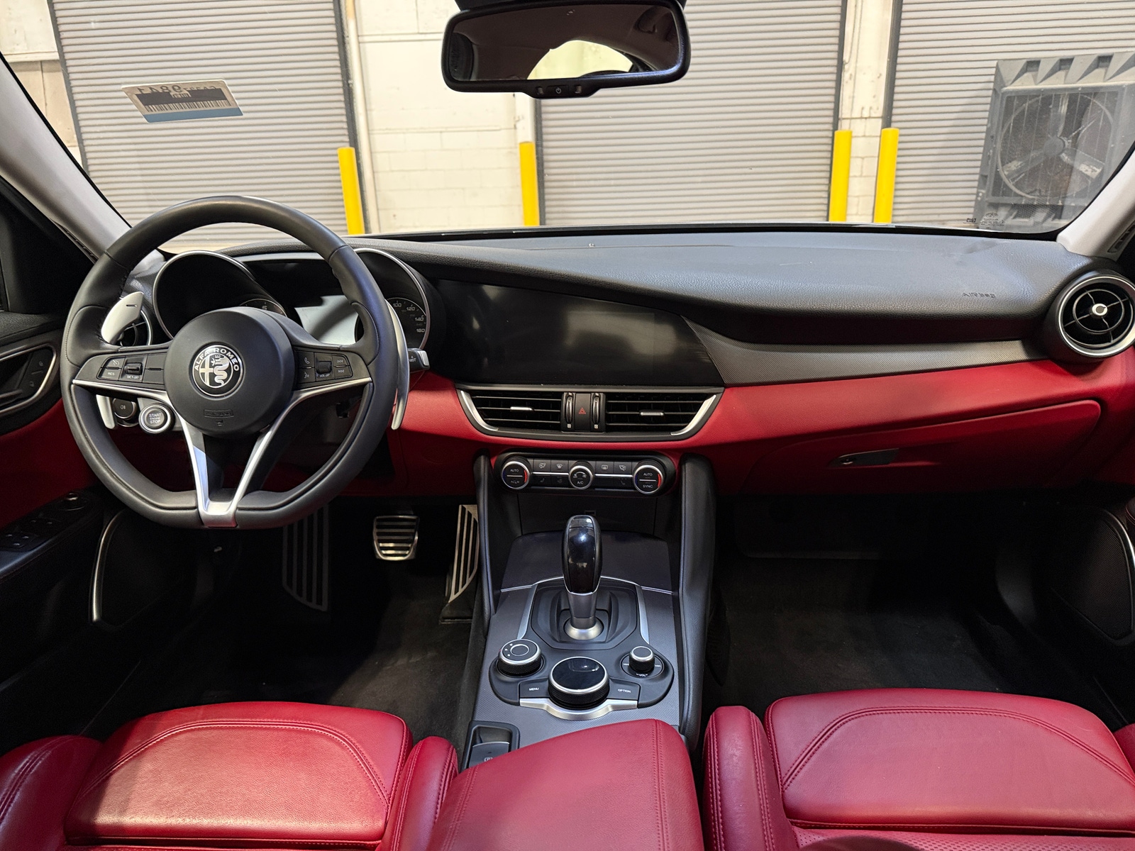 Thumbnail: 2019 Alfa Romeo Giulia - 2