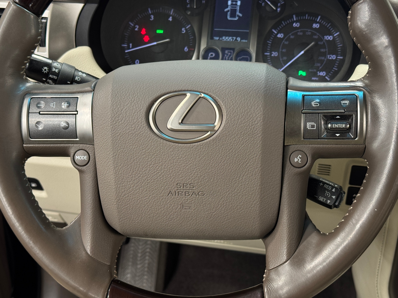 Thumbnail: 2019 Lexus GX - 4