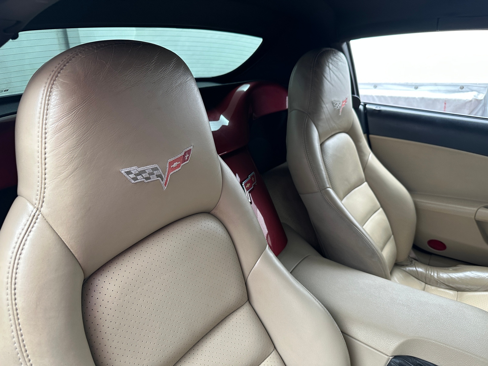 Thumbnail: 2010 Chevrolet Corvette - 5