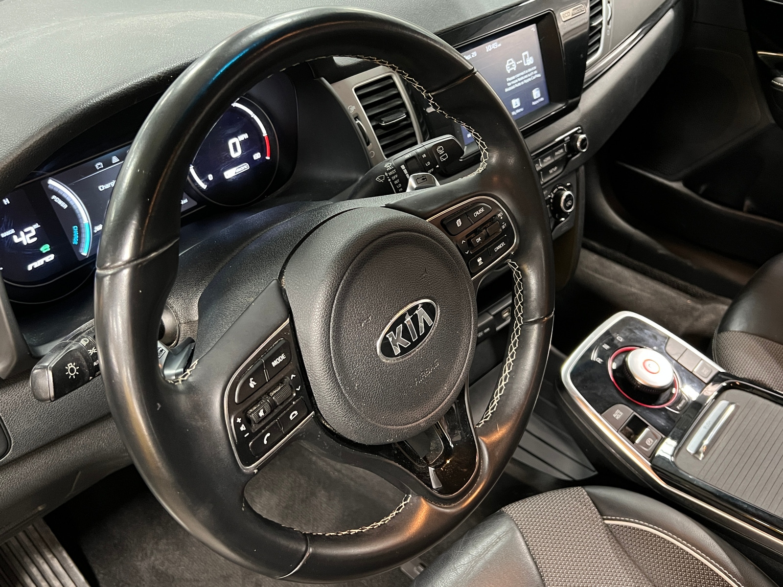Thumbnail: 2019 Kia Niro - 4