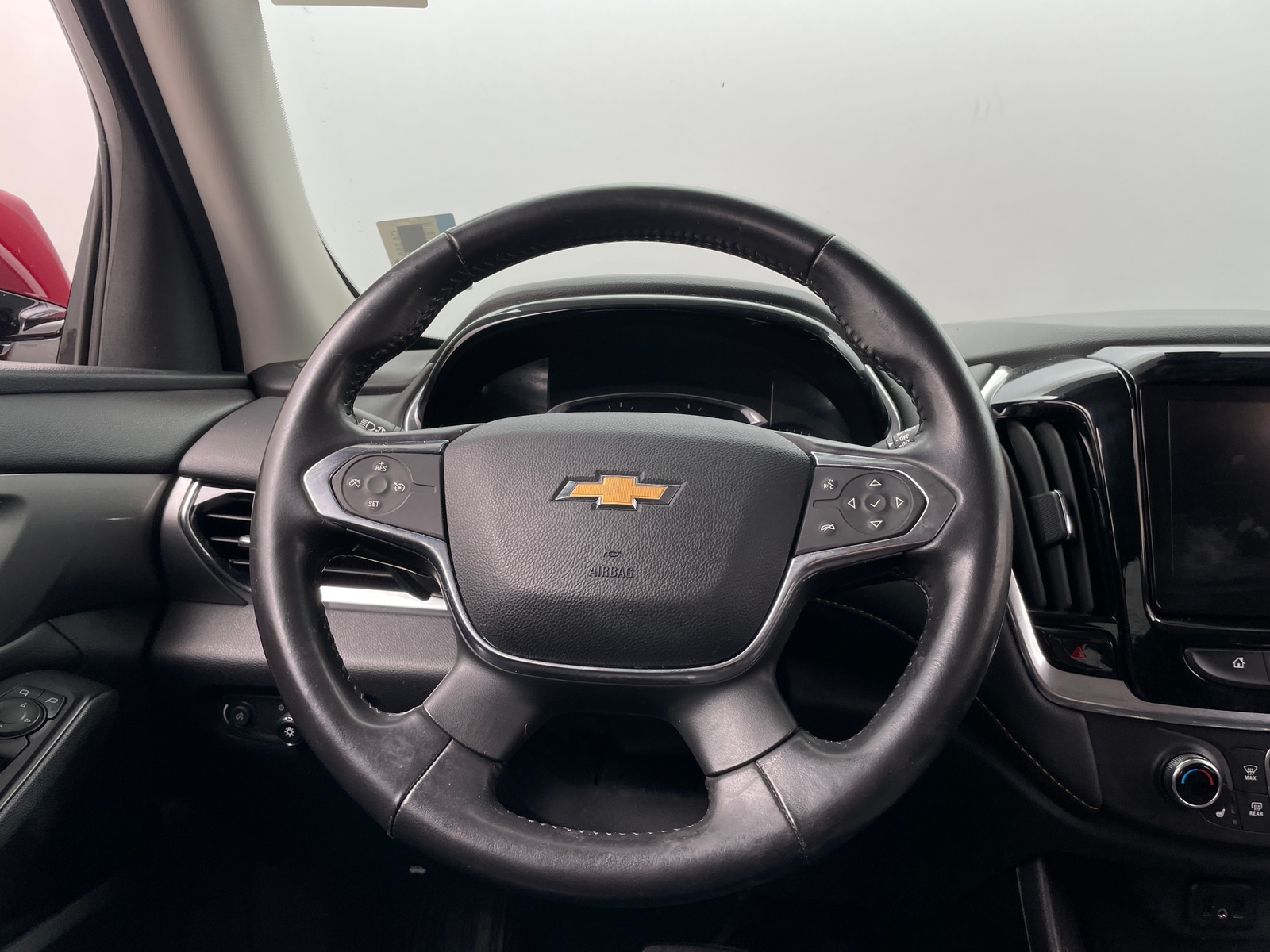 Thumbnail: 2019 Chevrolet Traverse - 4