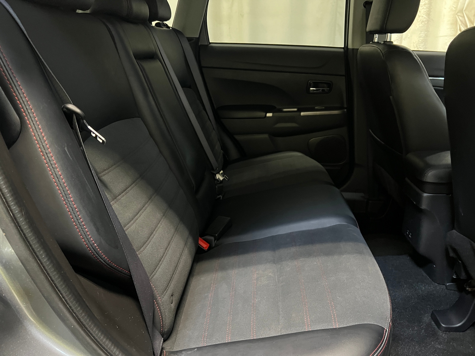 Thumbnail: 2024 Mitsubishi Outlander Sport - 5