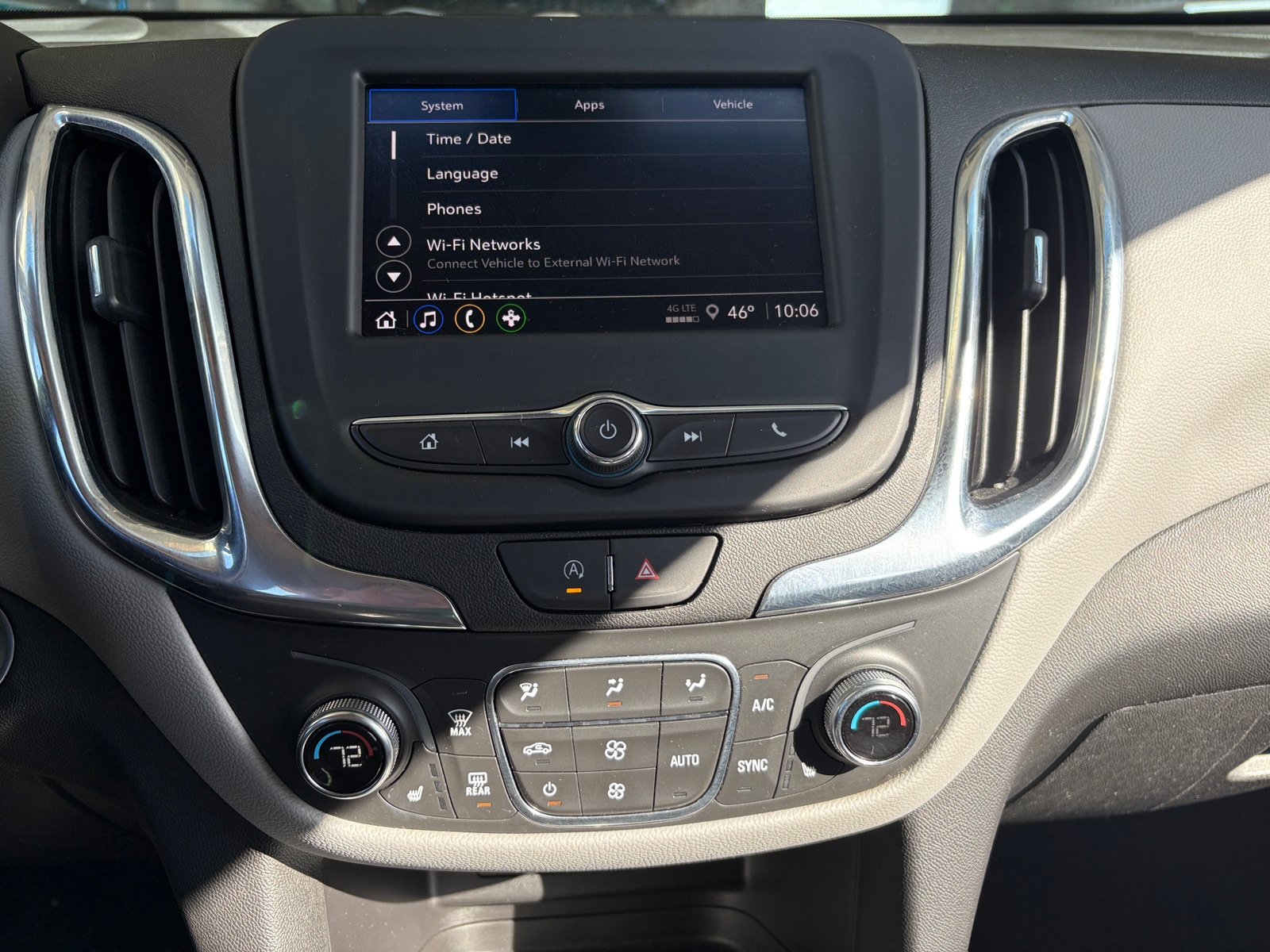 Thumbnail: 2024 Chevrolet Equinox - 4