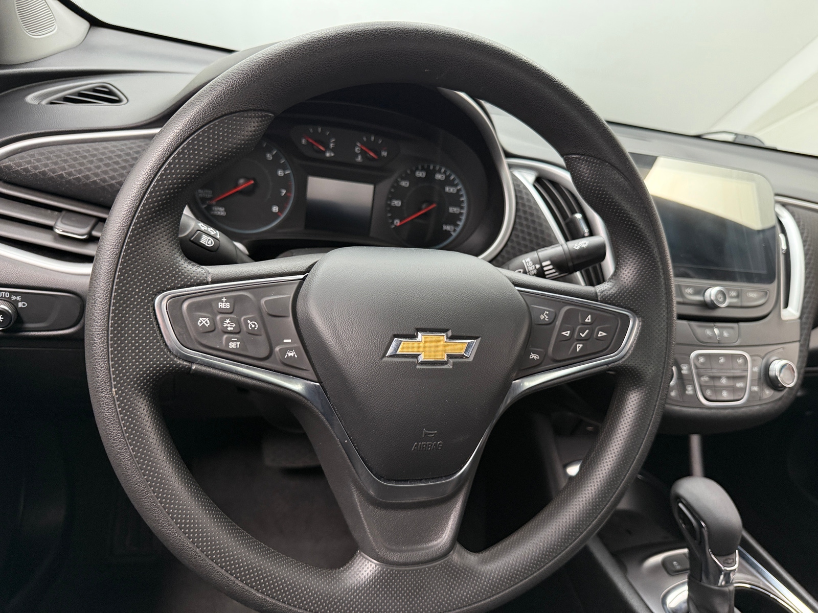 Thumbnail: 2024 Chevrolet Malibu - 5