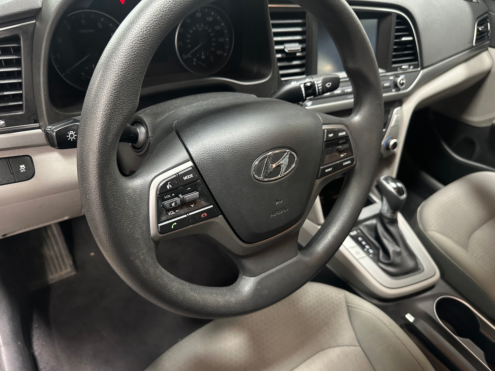 Thumbnail: 2017 Hyundai Elantra - 5
