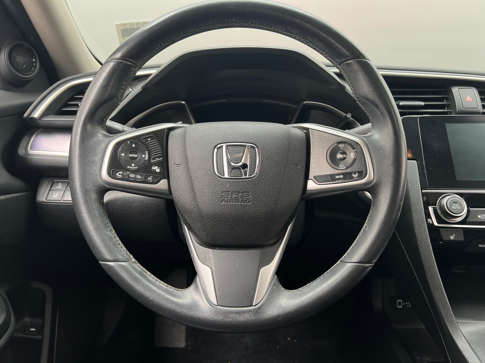 Thumbnail: 2017 Honda Civic - 4