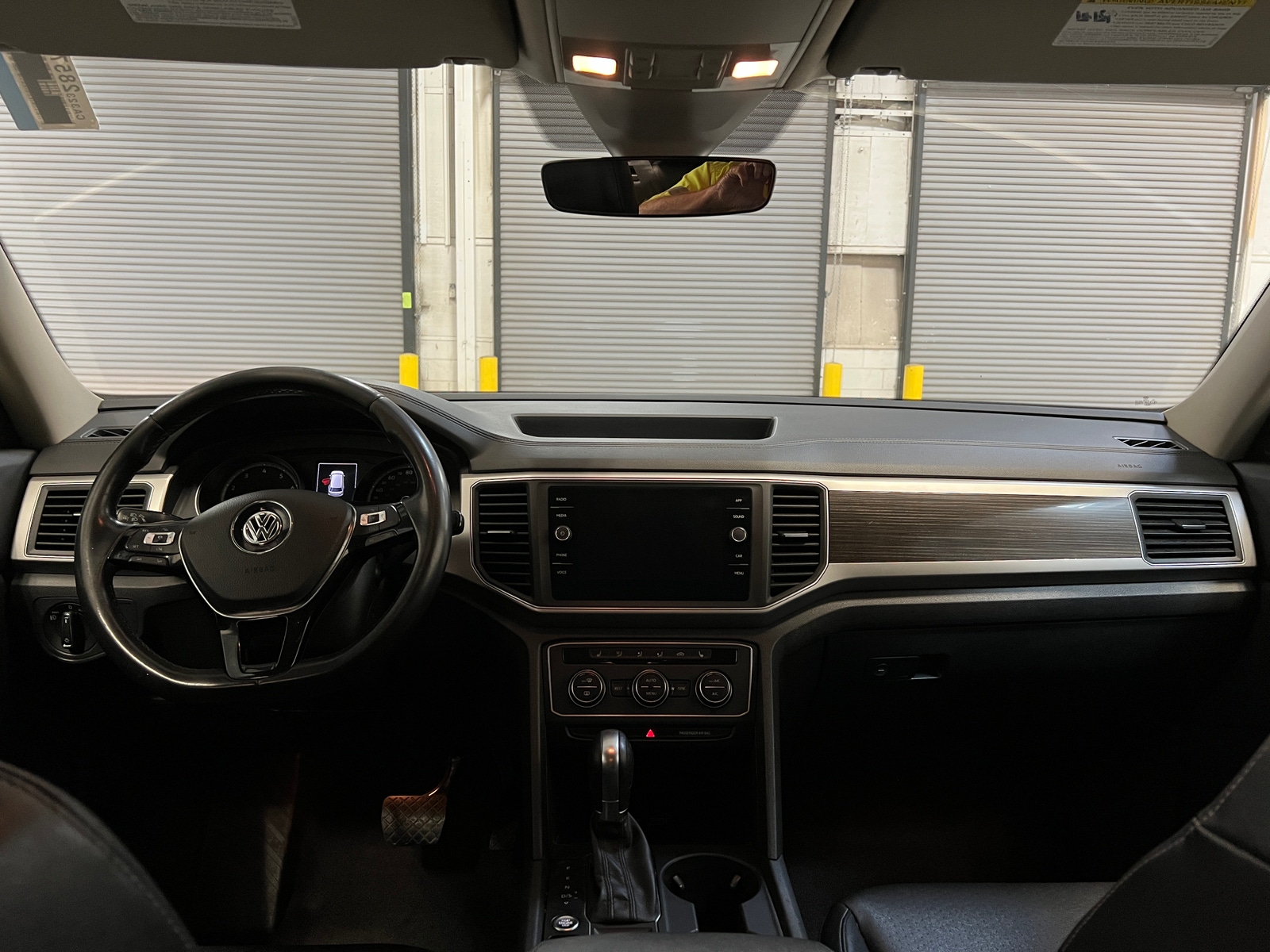 Thumbnail: 2018 Volkswagen Atlas - 2