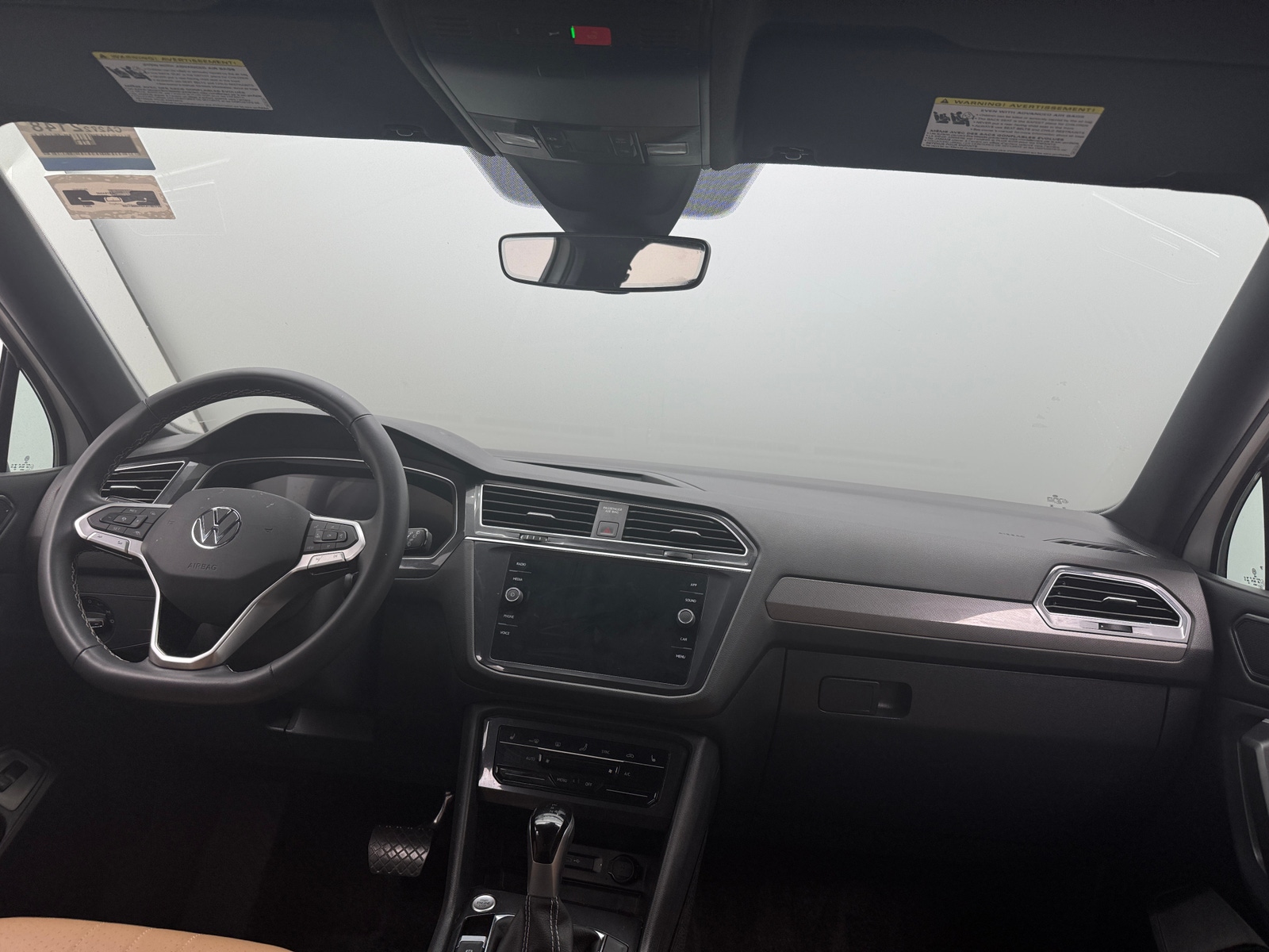 Thumbnail: 2024 Volkswagen Tiguan - 2
