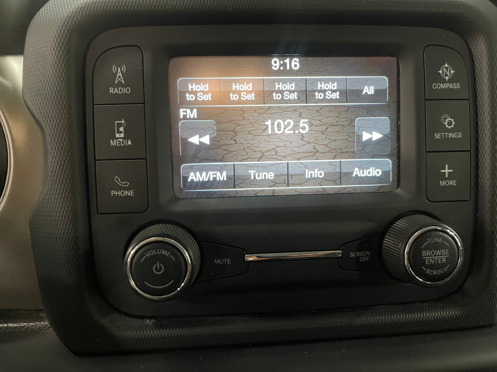 Thumbnail: 2019 Jeep Wrangler - 4