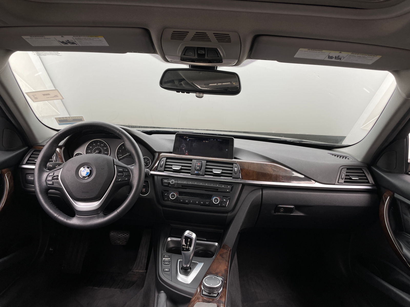 Thumbnail: 2015 BMW 3 Series - 2