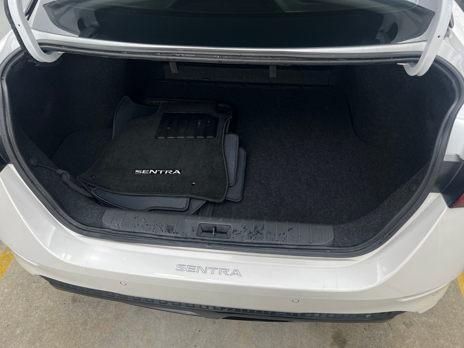 Thumbnail: 2022 Nissan Sentra - 7