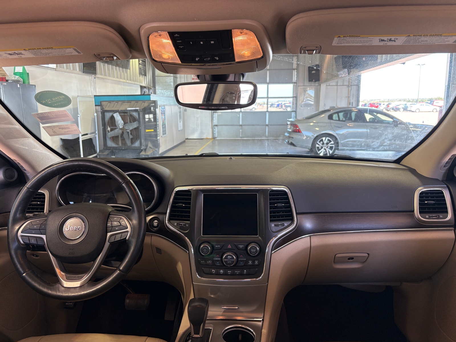 Thumbnail: 2018 Jeep Grand Cherokee - 3