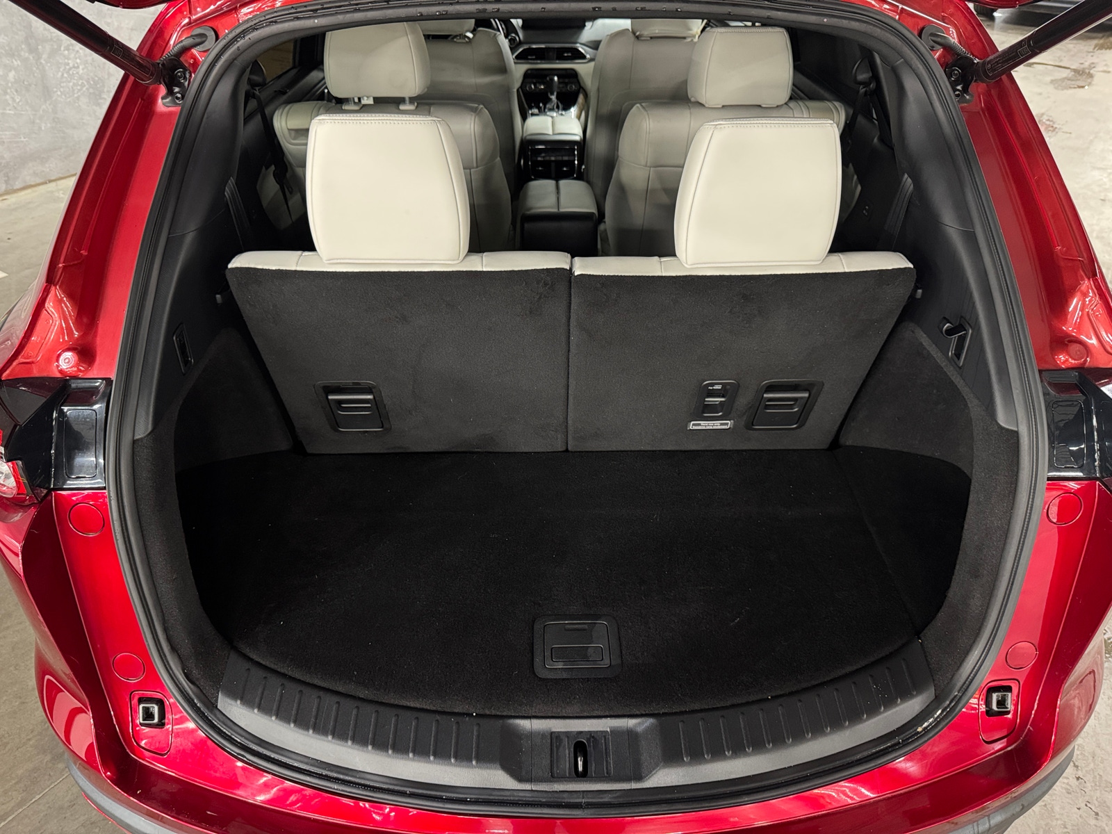Thumbnail: 2022 Mazda CX-9 - 6