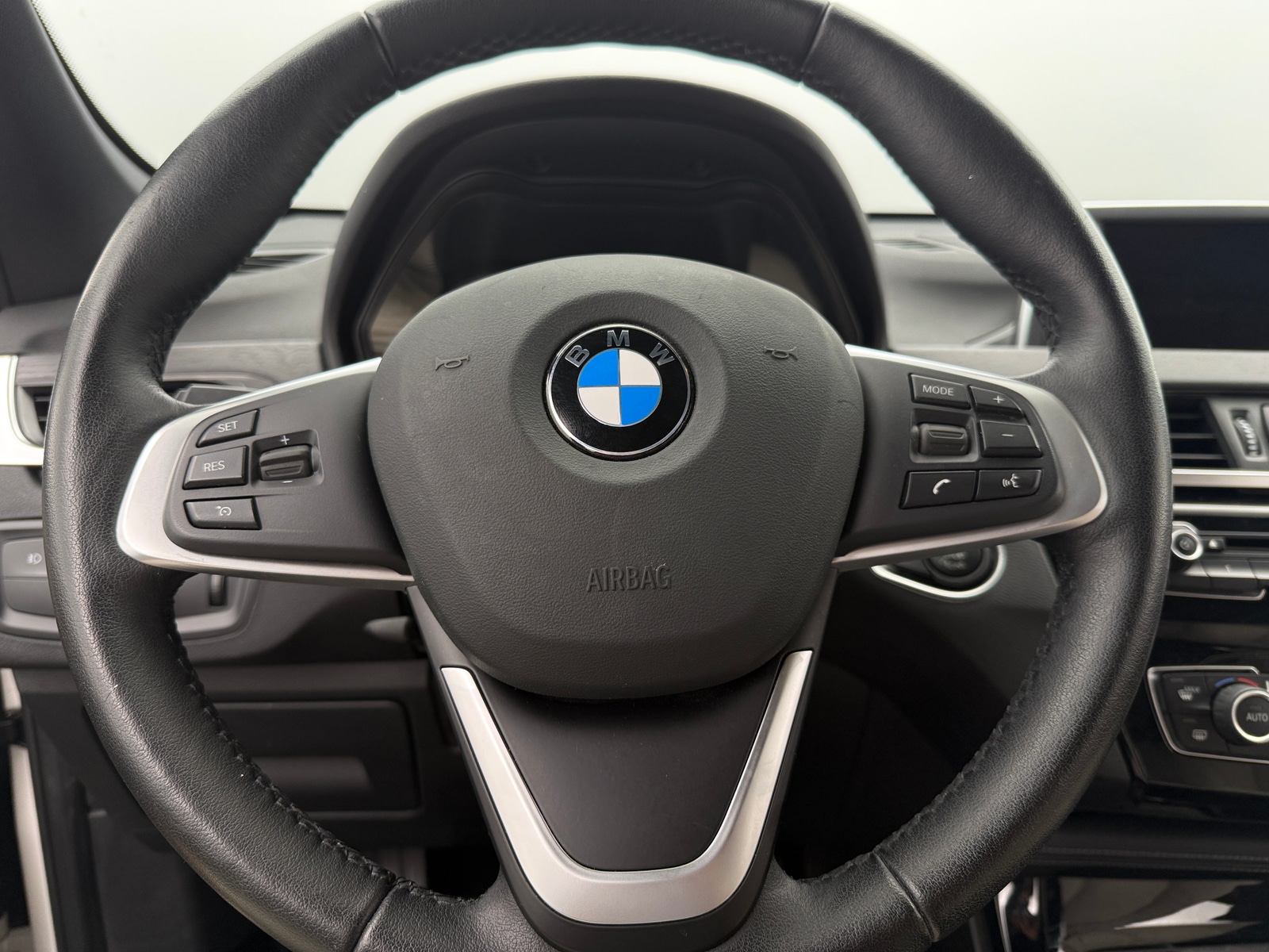 Thumbnail: 2016 BMW X1 - 4