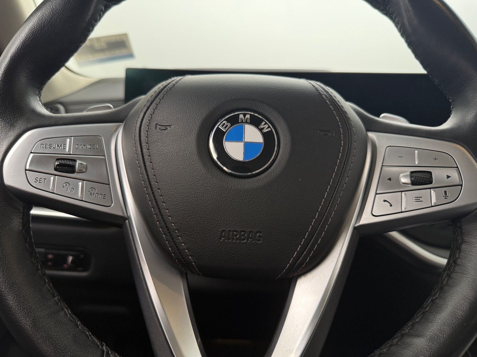 Thumbnail: 2023 BMW X7 - 4