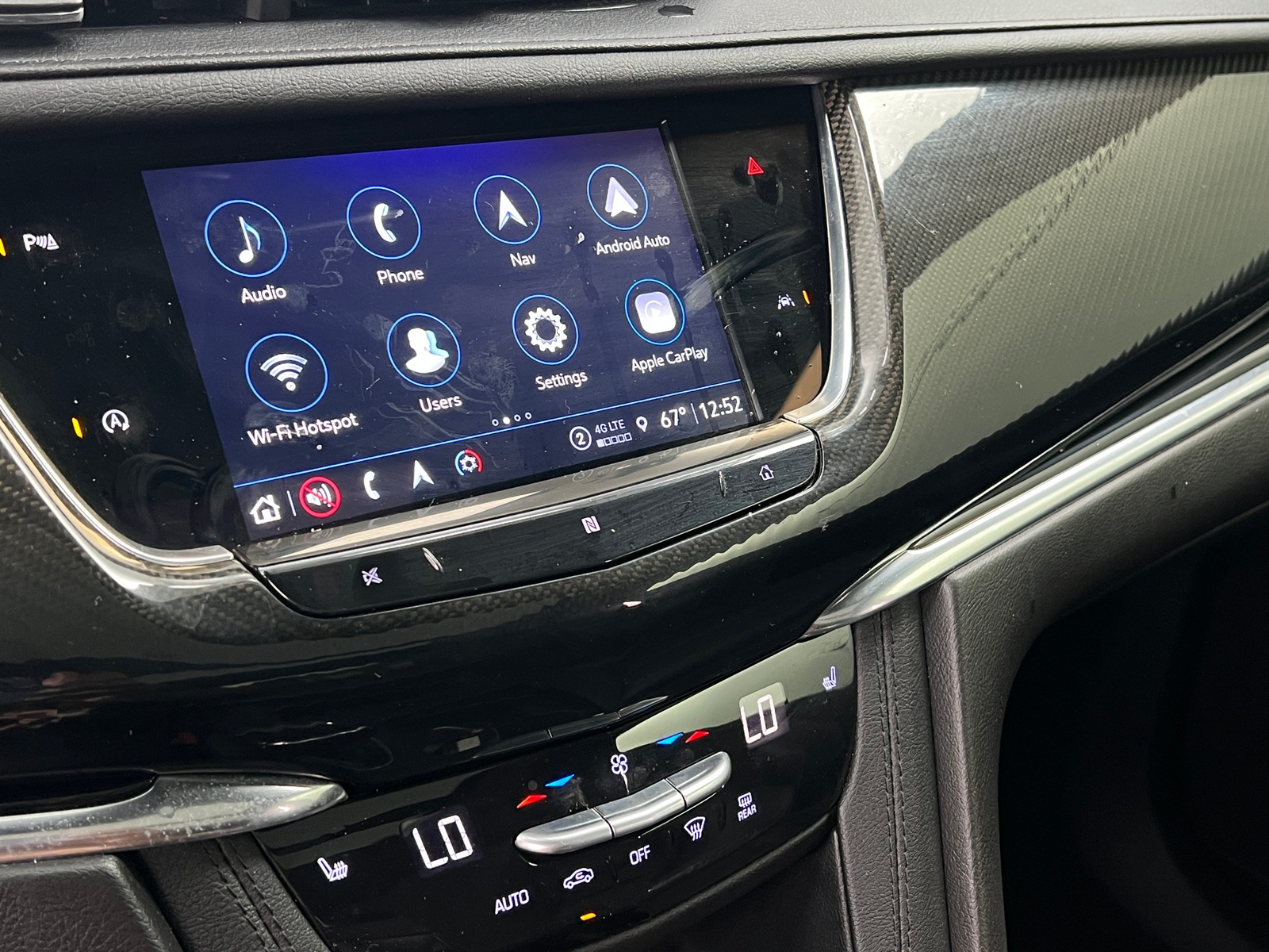 Thumbnail: 2021 Cadillac XT6 - 3