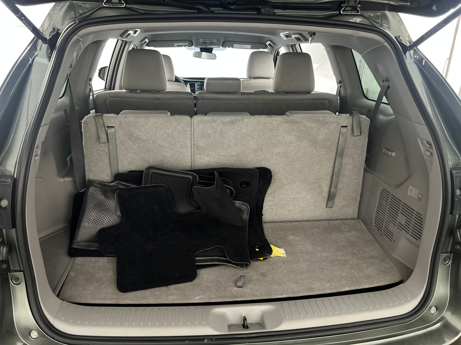 Thumbnail: 2019 Toyota Highlander - 7