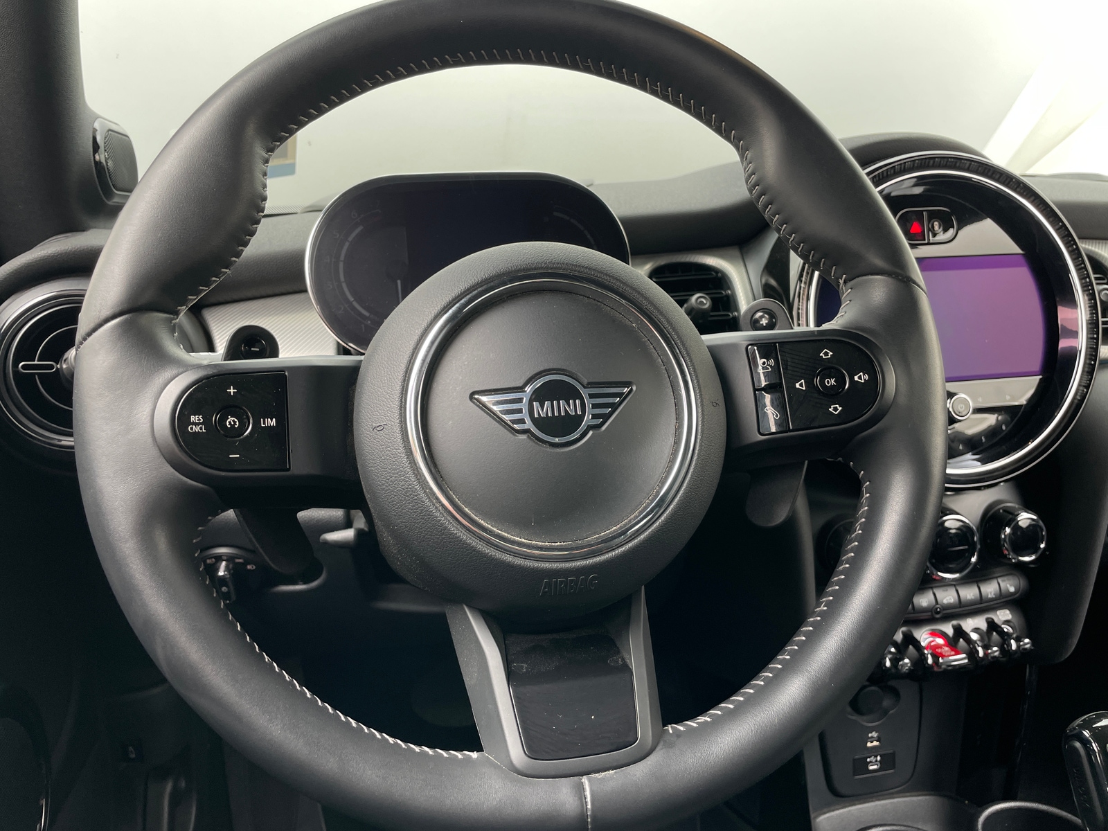 Thumbnail: 2022 MINI Cooper Convertible - 3