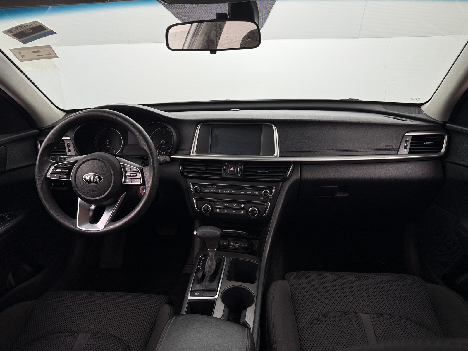 Thumbnail: 2019 Kia Optima - 3