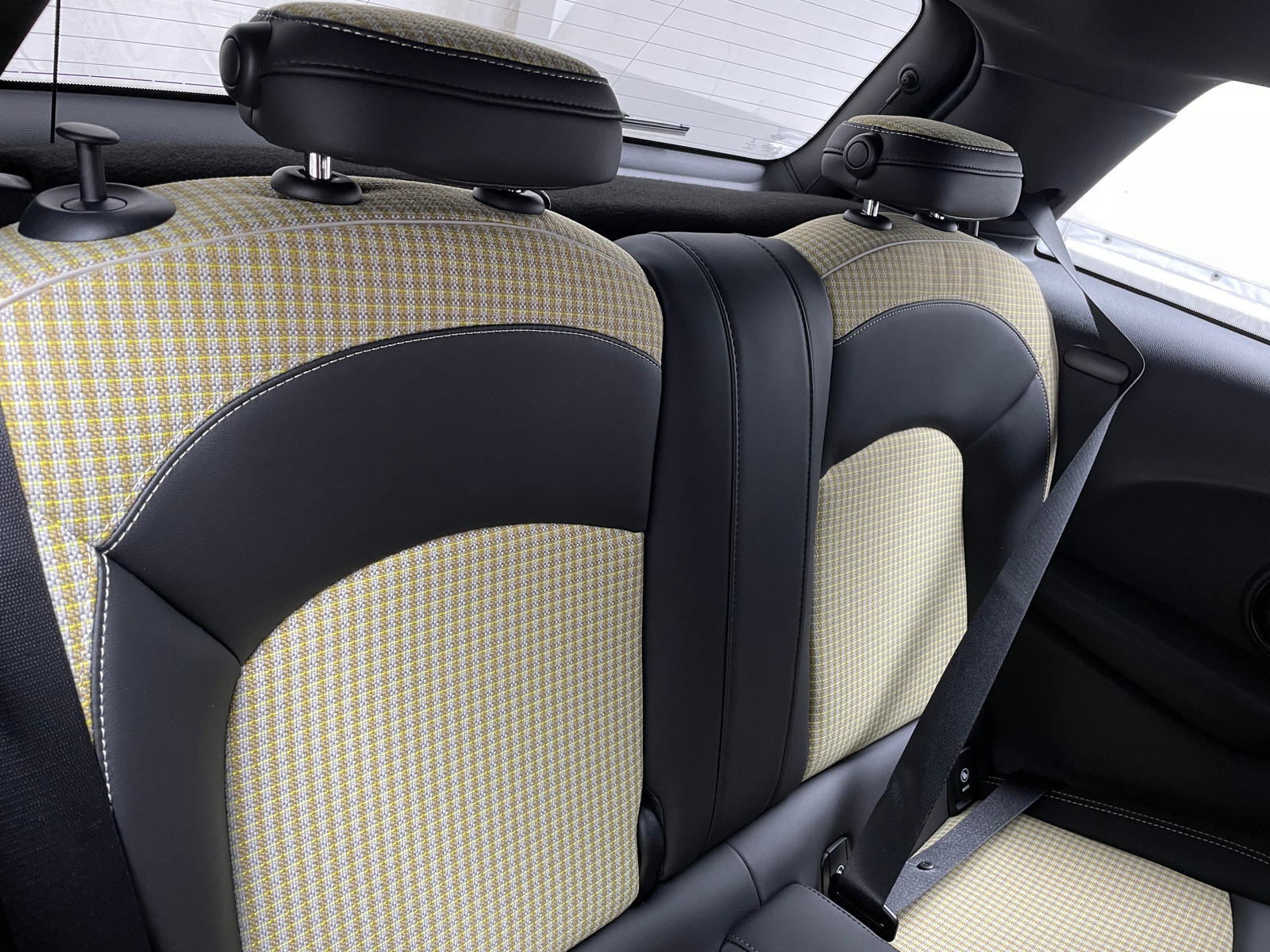 Thumbnail: 2023 MINI Cooper Hardtop - 5