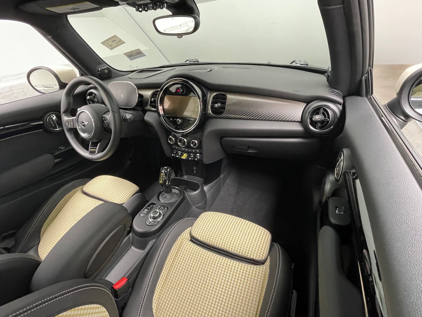 Thumbnail: 2023 MINI Cooper Hardtop - 2
