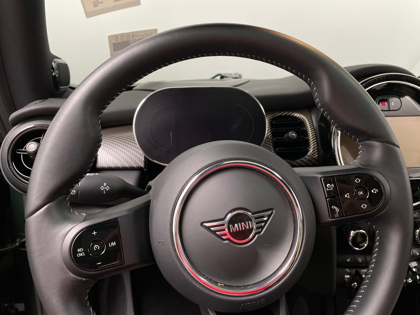 Thumbnail: 2023 MINI Cooper Hardtop - 4
