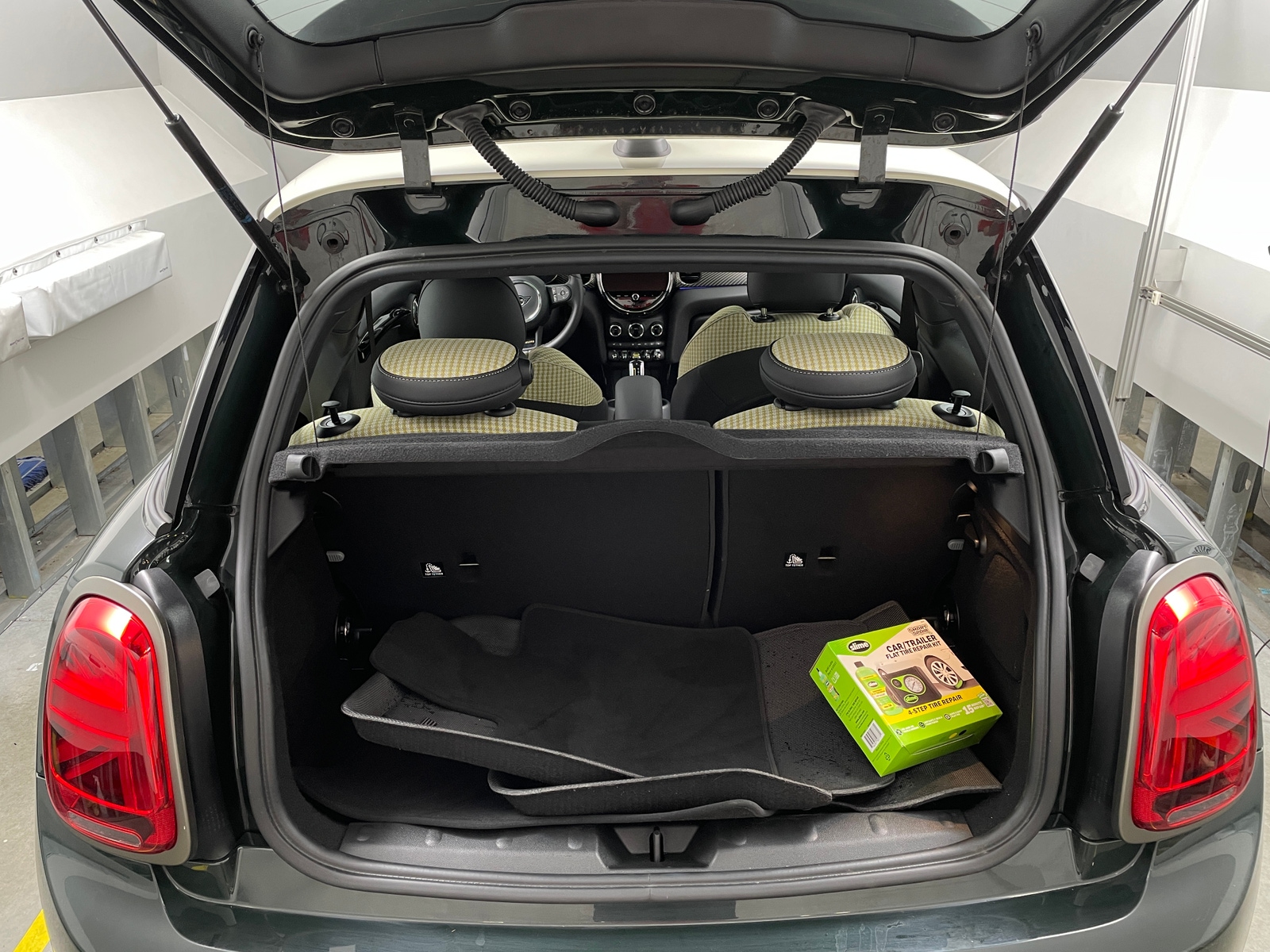 Thumbnail: 2023 MINI Cooper Hardtop - 6