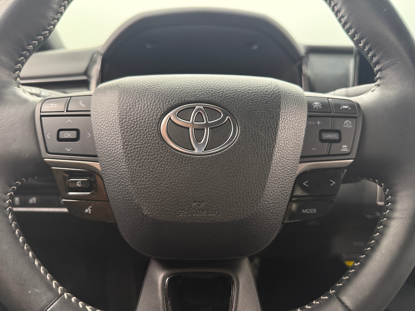 Thumbnail: 2025 Toyota Camry - 5