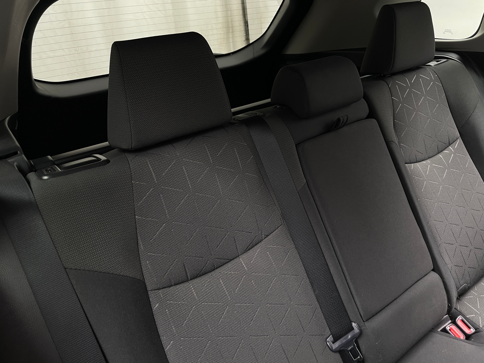 Thumbnail: 2021 Toyota RAV4 - 6