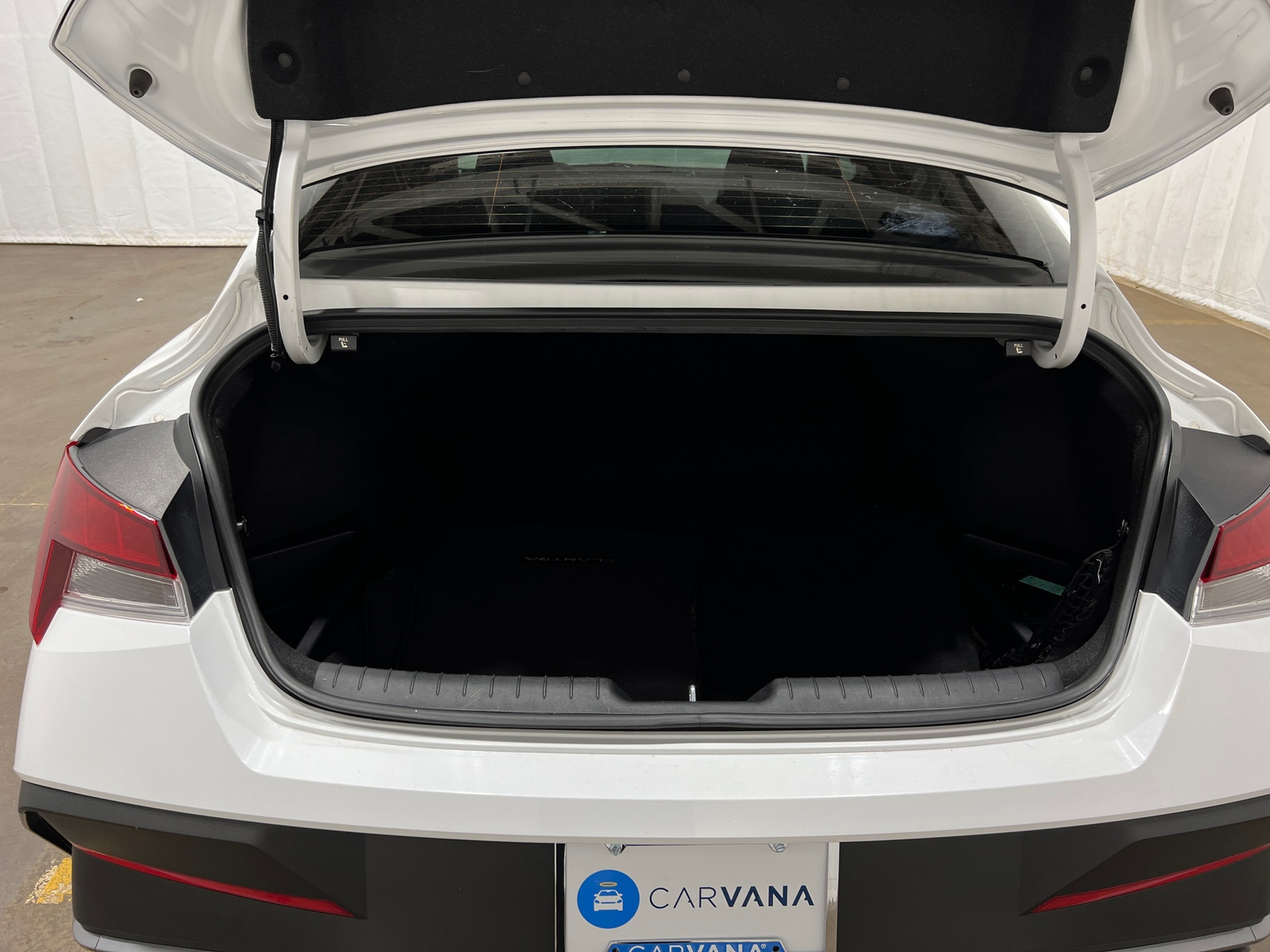 Thumbnail: 2024 Hyundai Elantra - 7
