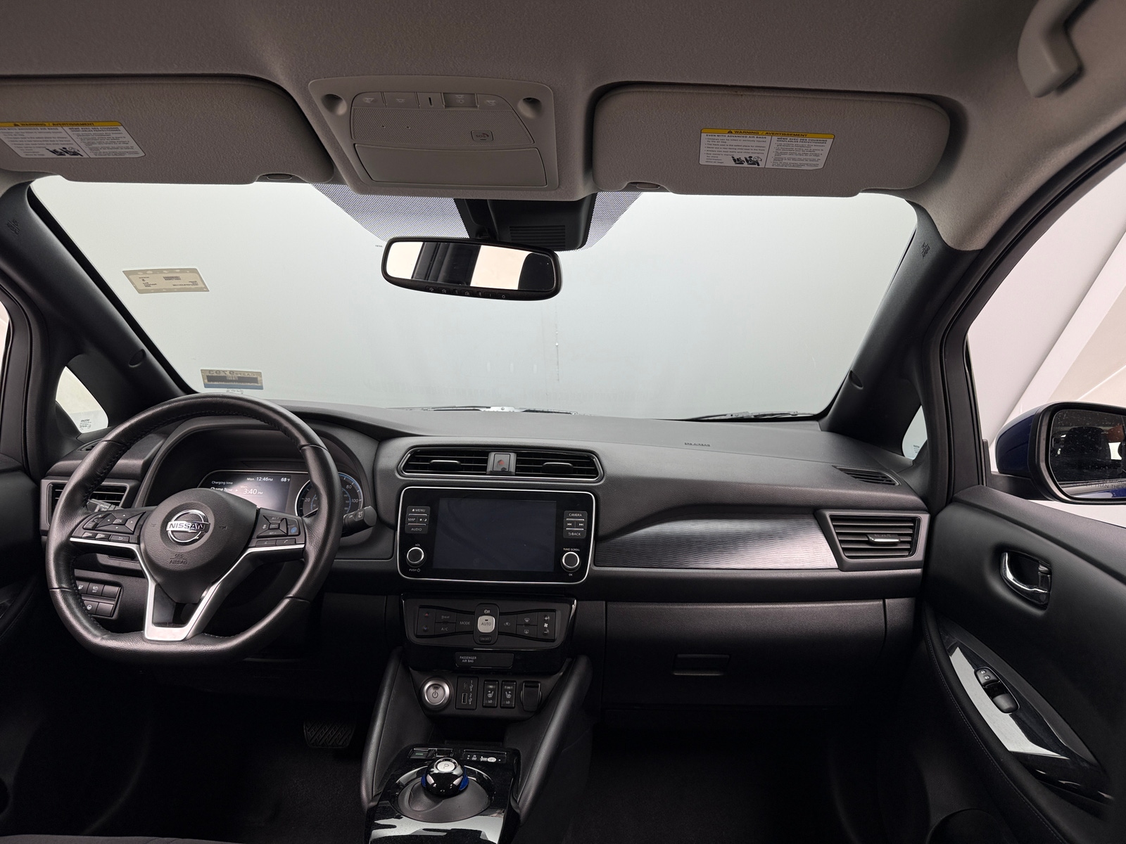 Thumbnail: 2020 Nissan Leaf - 3