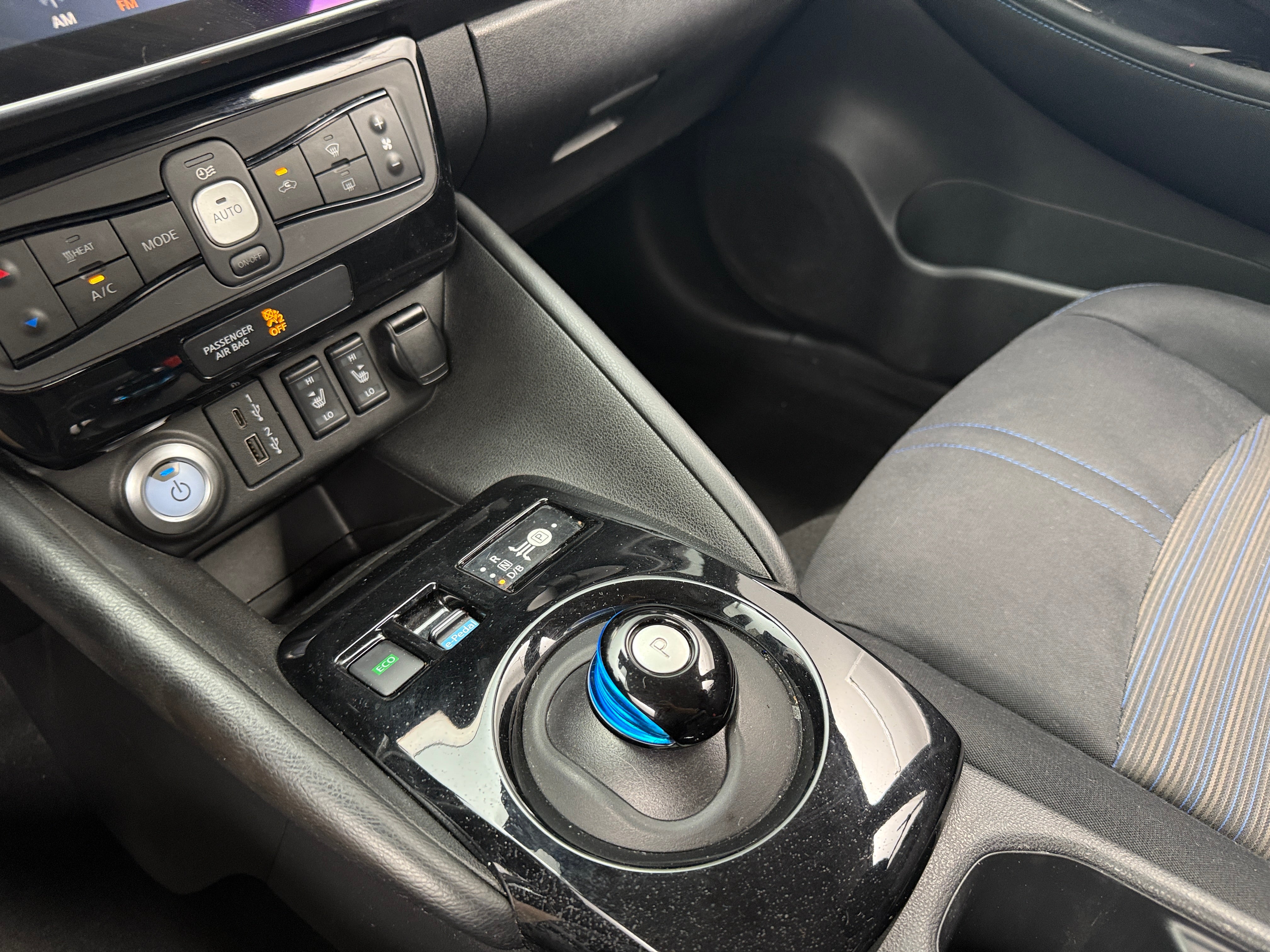 Used 2020 Nissan Leaf SV with VIN 1N4AZ1CP3LC311150 for sale in Oak Creek, WI