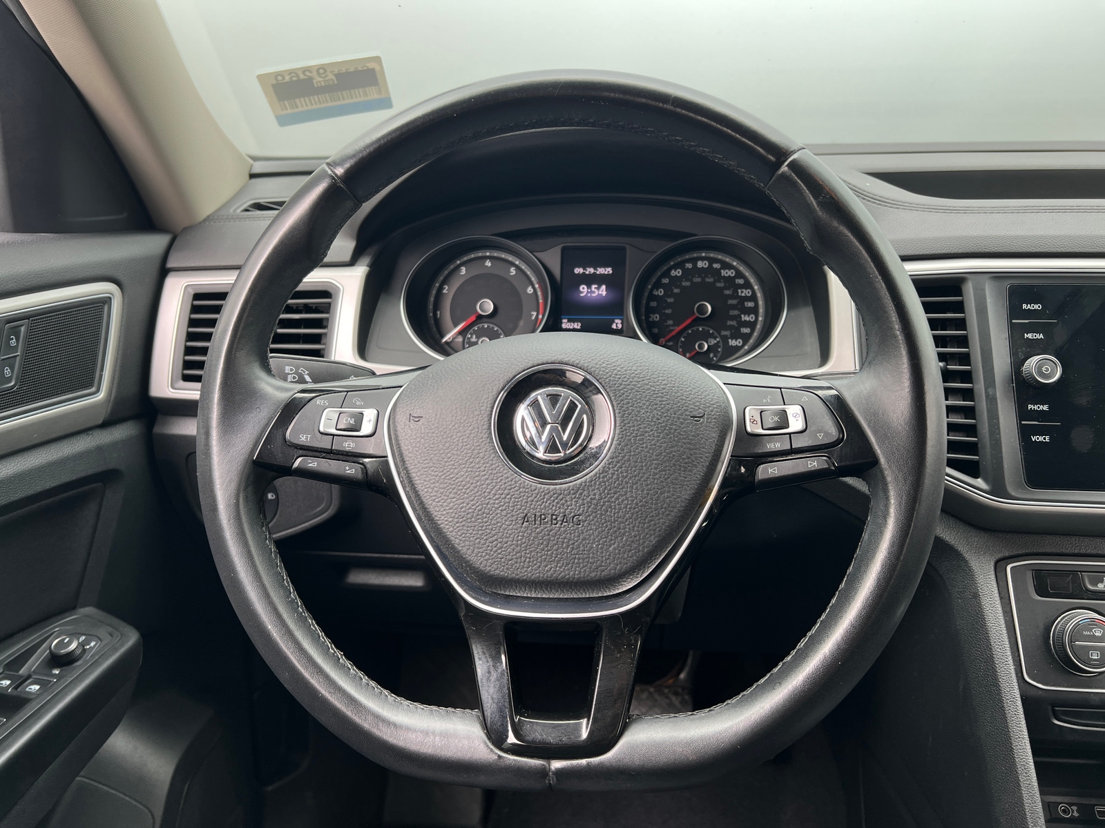 Thumbnail: 2019 Volkswagen Atlas - 4
