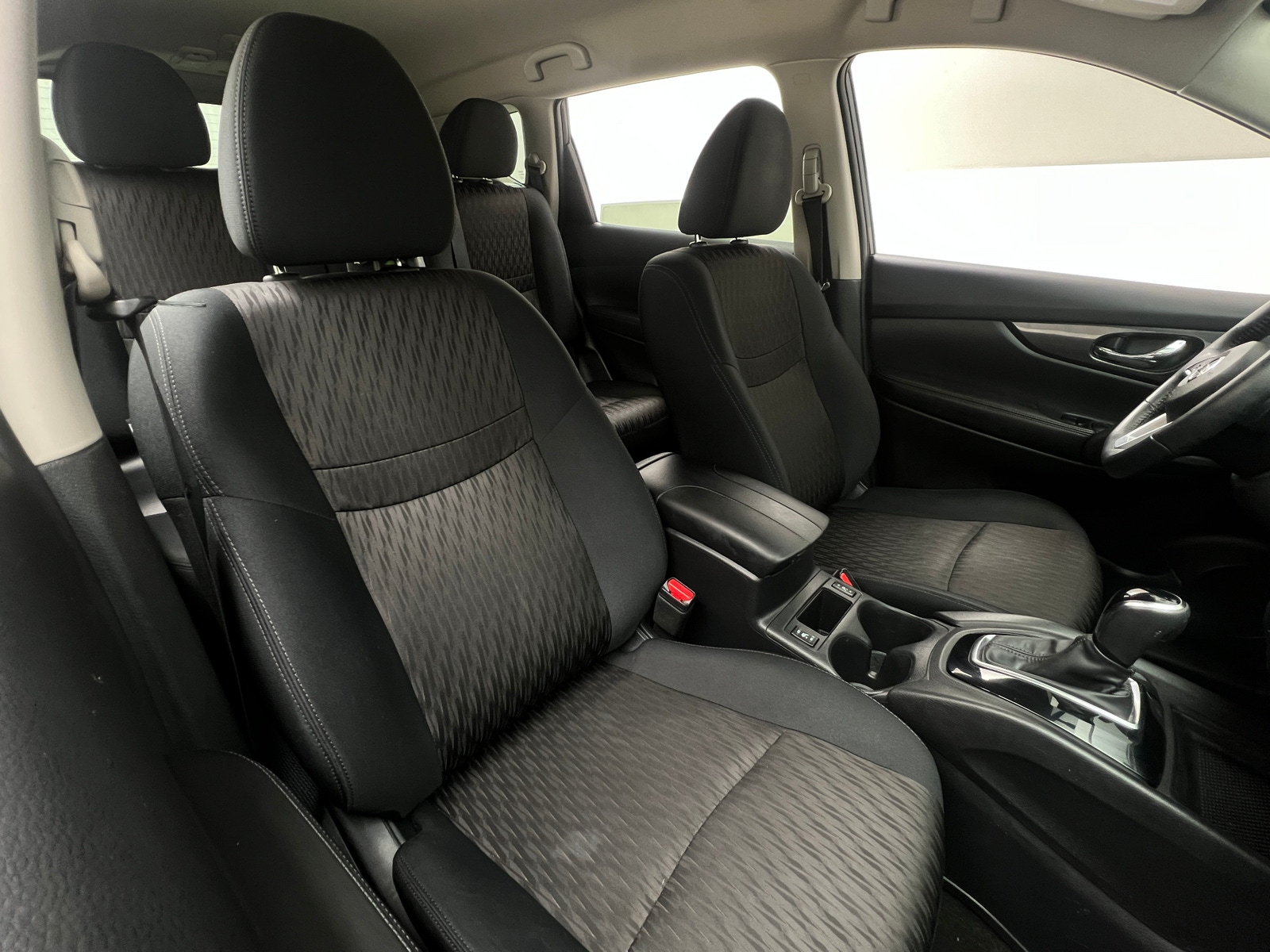Thumbnail: 2018 Nissan Rogue - 2