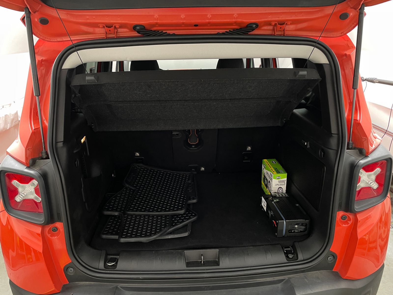 Thumbnail: 2021 Jeep Renegade - 7