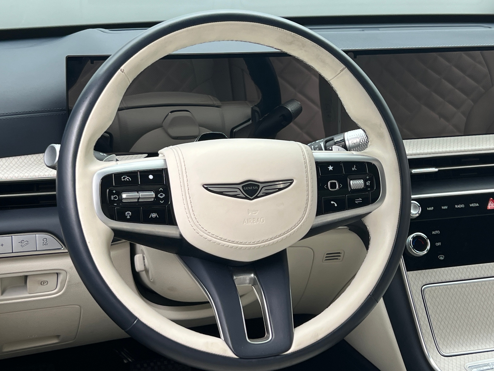 Thumbnail: 2025 Genesis GV80 - 4