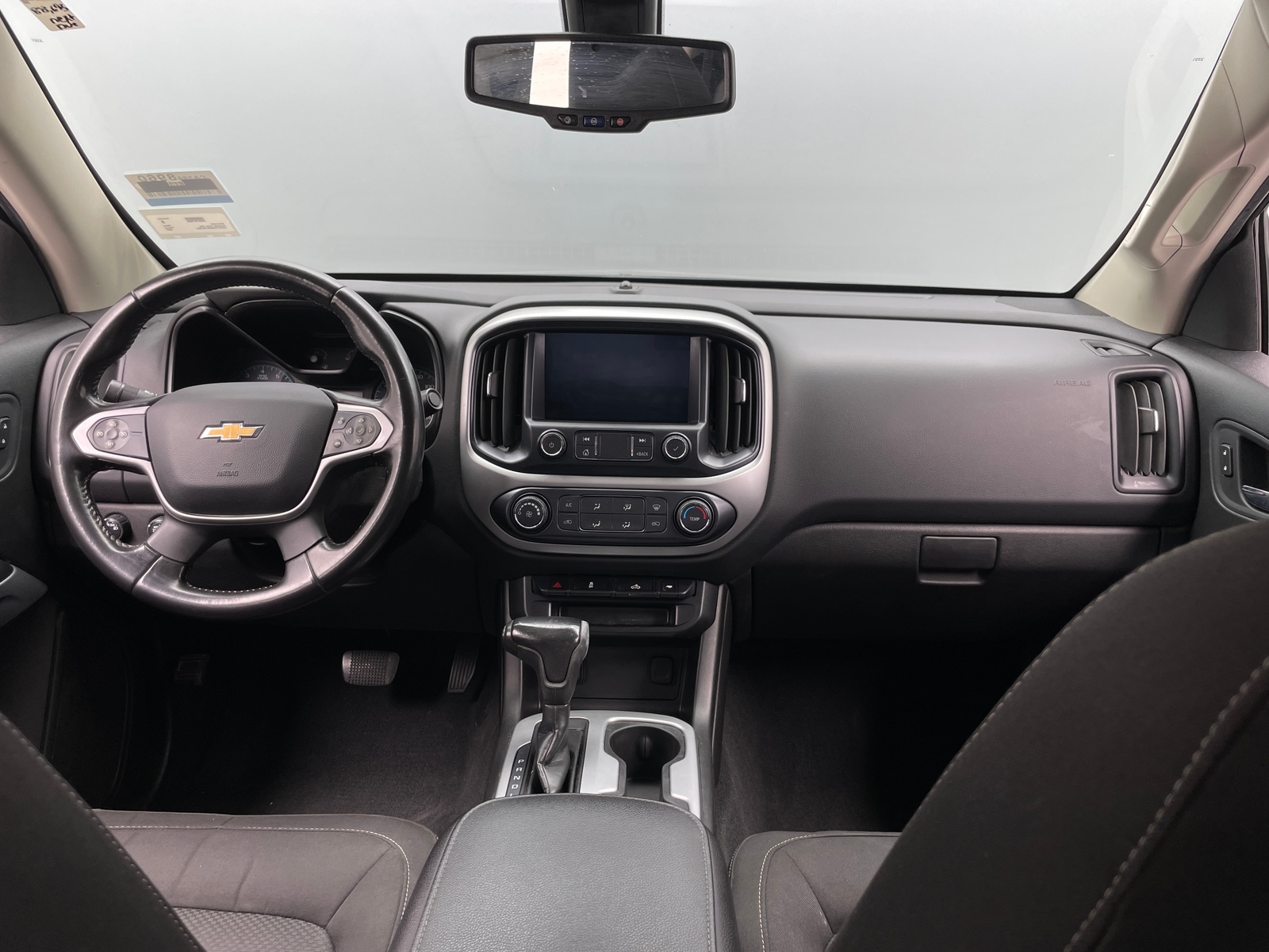 Thumbnail: 2021 Chevrolet Colorado - 3