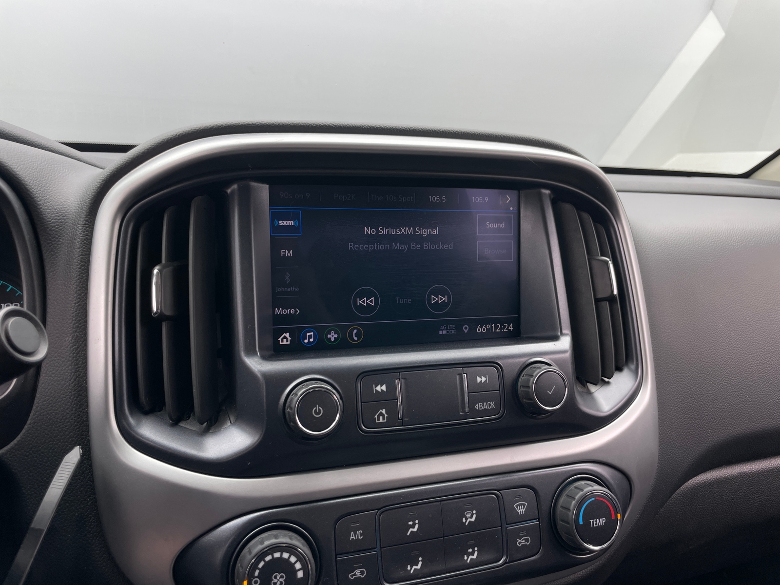 Thumbnail: 2021 Chevrolet Colorado - 4