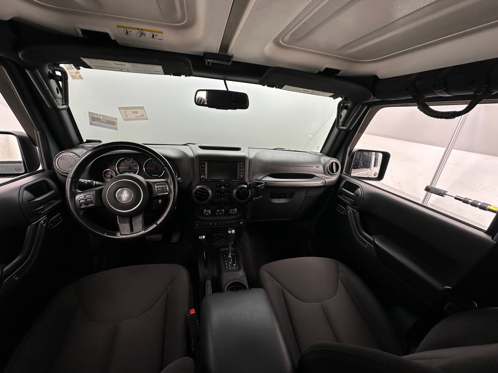 Thumbnail: 2015 Jeep Wrangler - 3