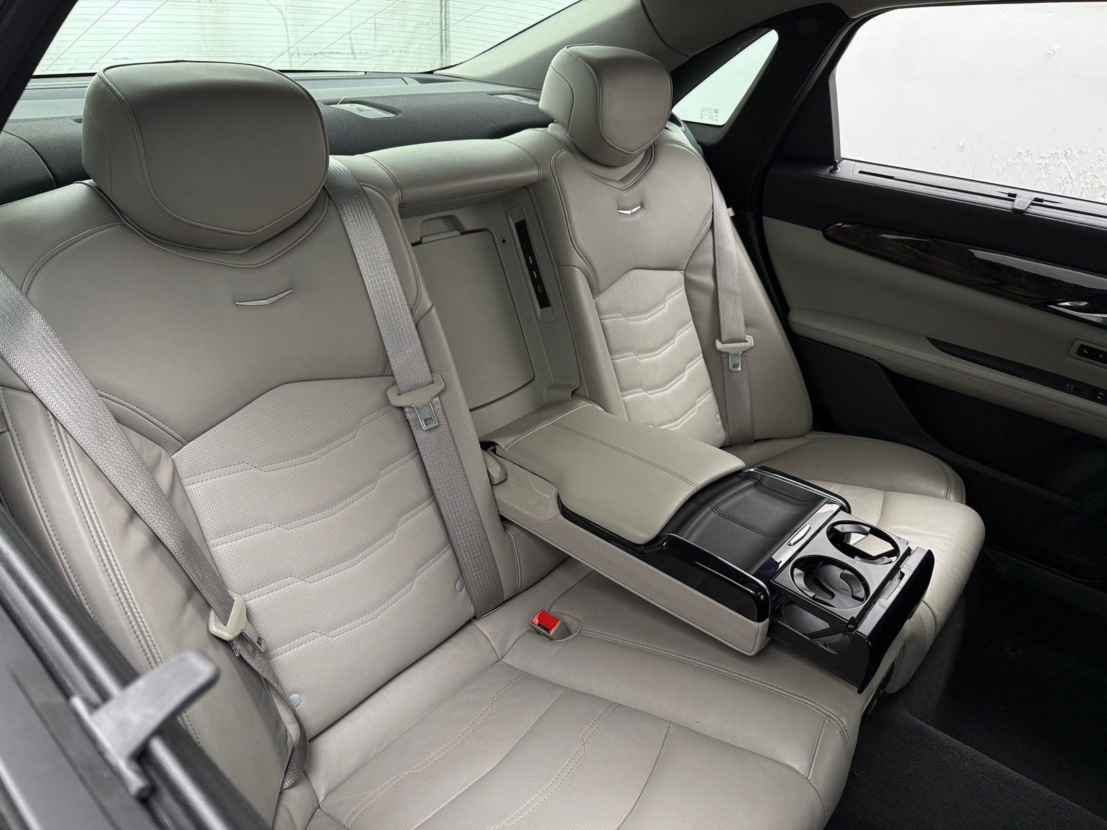 Thumbnail: 2017 Cadillac CT6 - 5